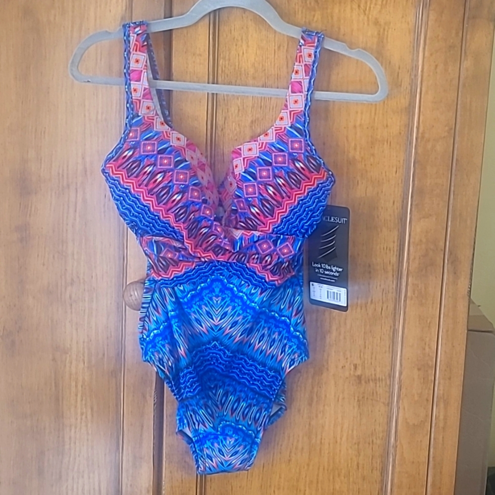 Miracle suit - Picture 2 of 8